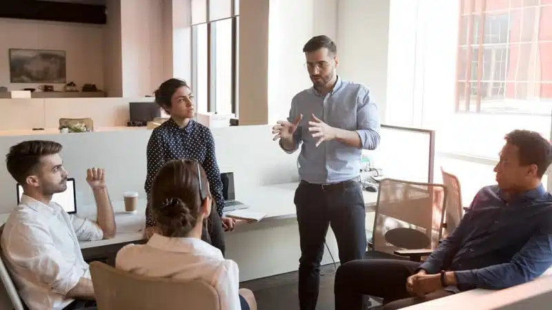 Comment développer la confiance en soi dans un monde en constante évolution