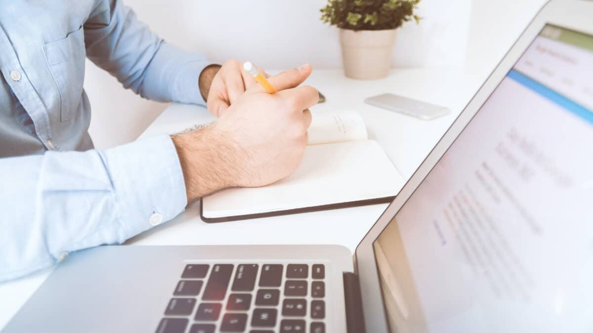 Améliorez votre compétitivité avec une veille concurrentielle efficace