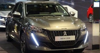 Pourquoi acheter une voiture Peugeot neuve chez un mandataire auto ?